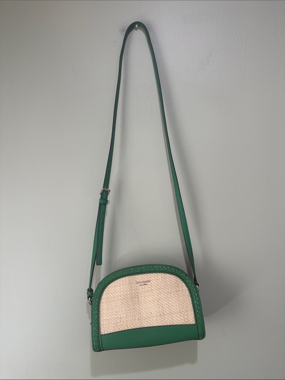 🎆Kate spade Green and Natural Straw Dome Crossbody - Picture 3 of 7